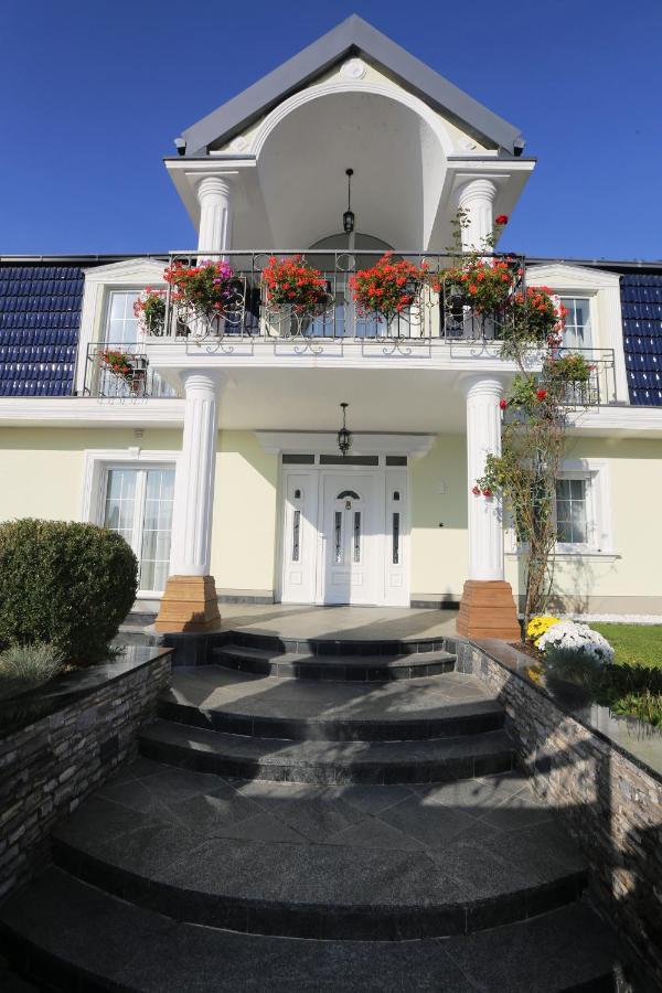 Villa Bajrovic SJJ Buitenkant foto